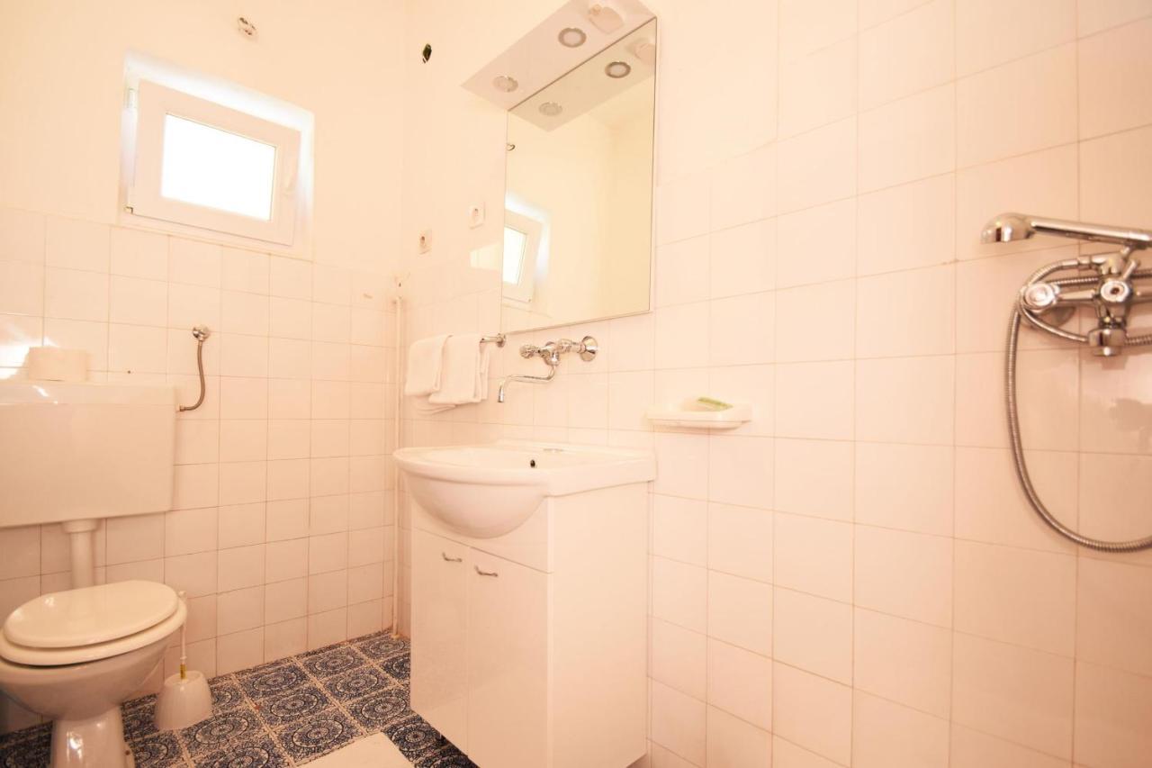 Apartment Skeva Stari Grad Kültér fotó